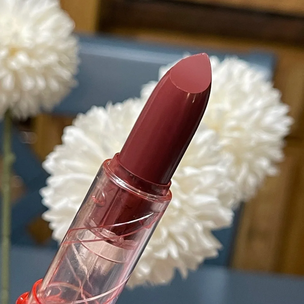 SOPHIA+MABELLE Hydrating Hybrid Lipstick Balm in “Weekend getaway”